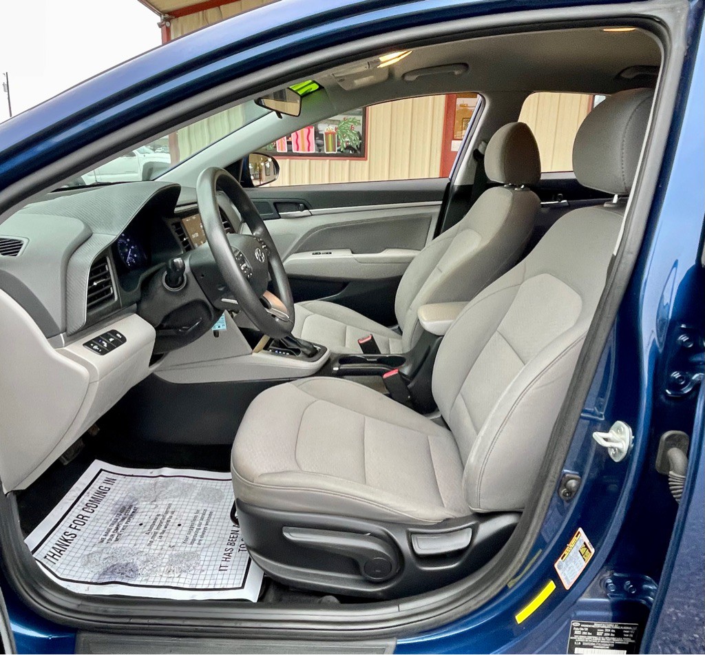 2020 Hyundai Elantra Image 10