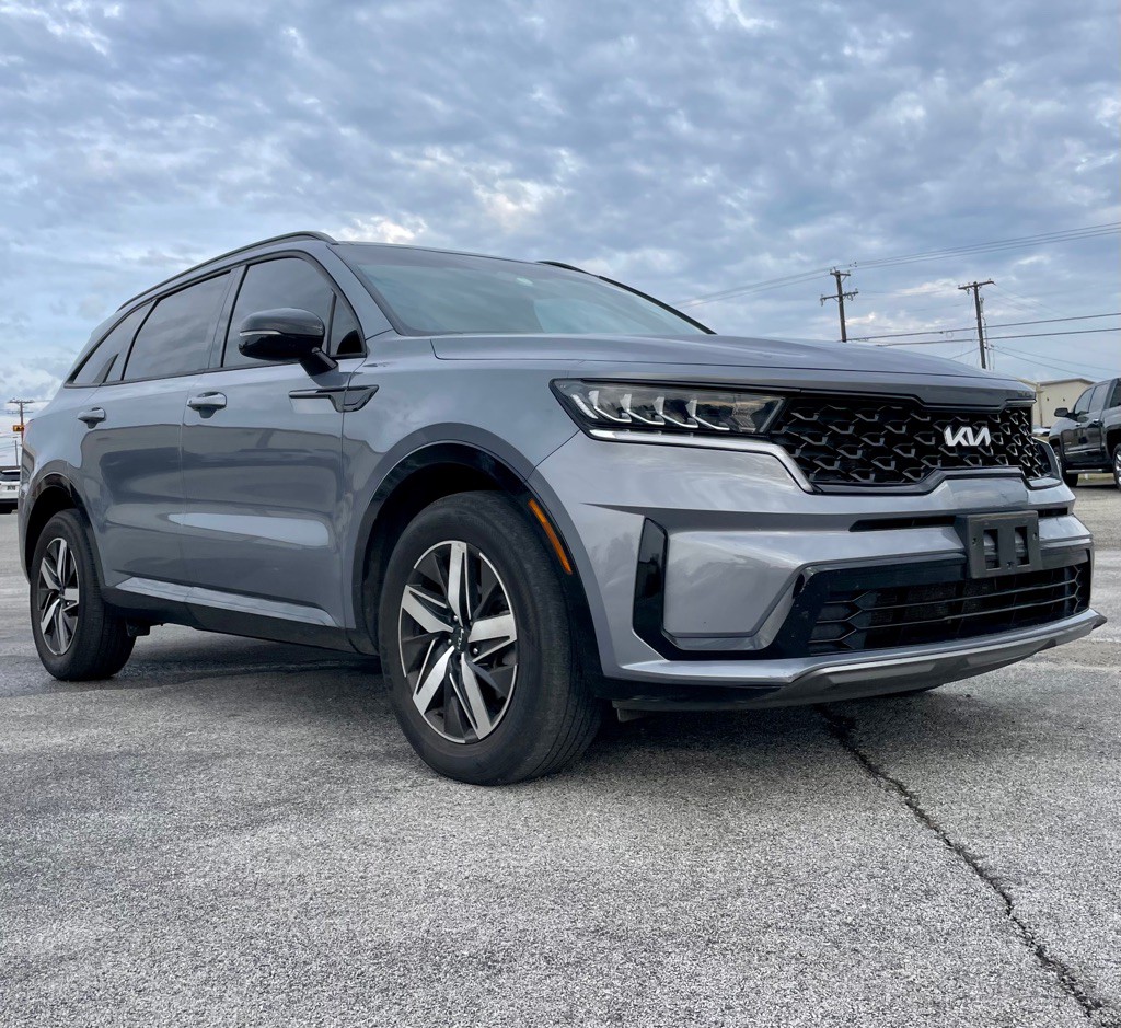 2023 Kia Sorento Image 3