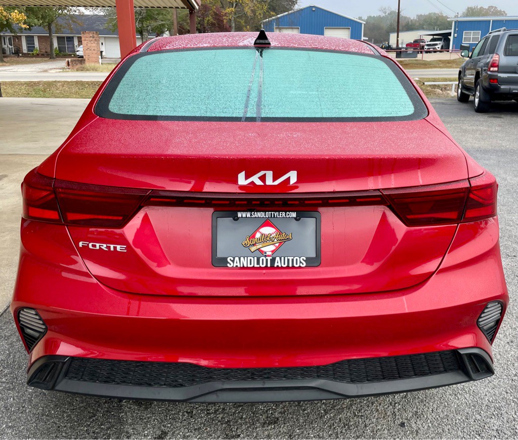 2023 Kia Forte Image 6