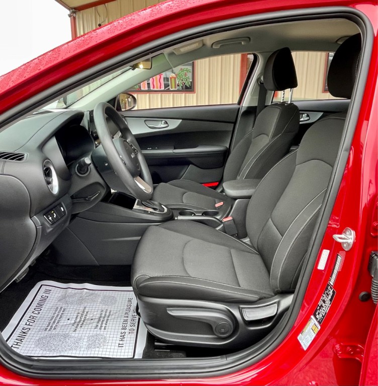 2023 Kia Forte Image 10