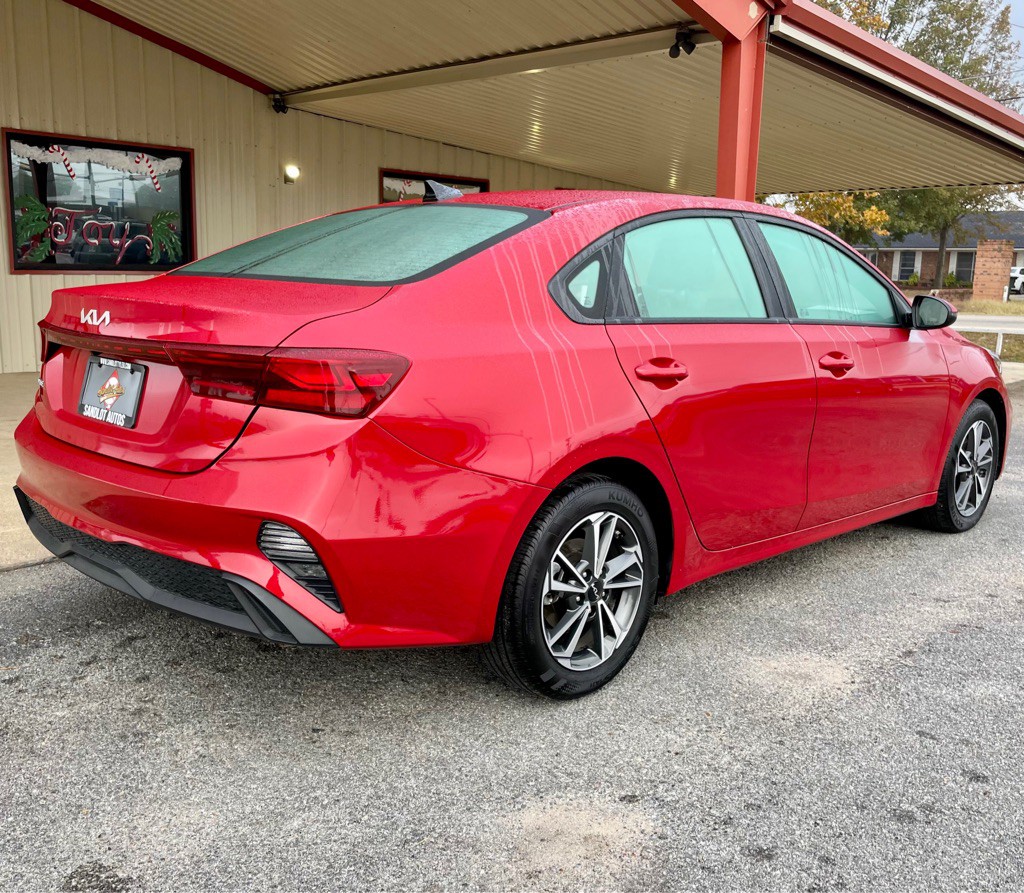 2023 Kia Forte Image 19