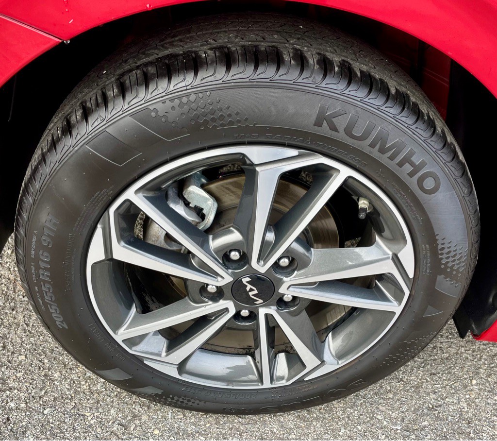 2023 Kia Forte Image 23