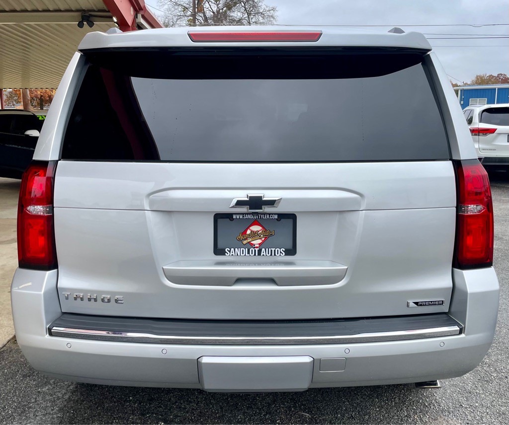 2017 Chevrolet Tahoe Image 6