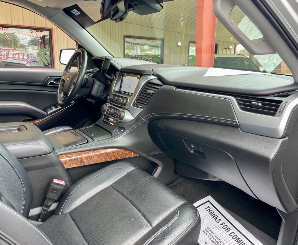 2017 Chevrolet Tahoe Image 25