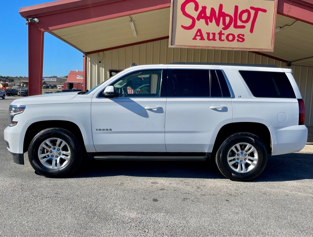 2015 Chevrolet Tahoe Image 2