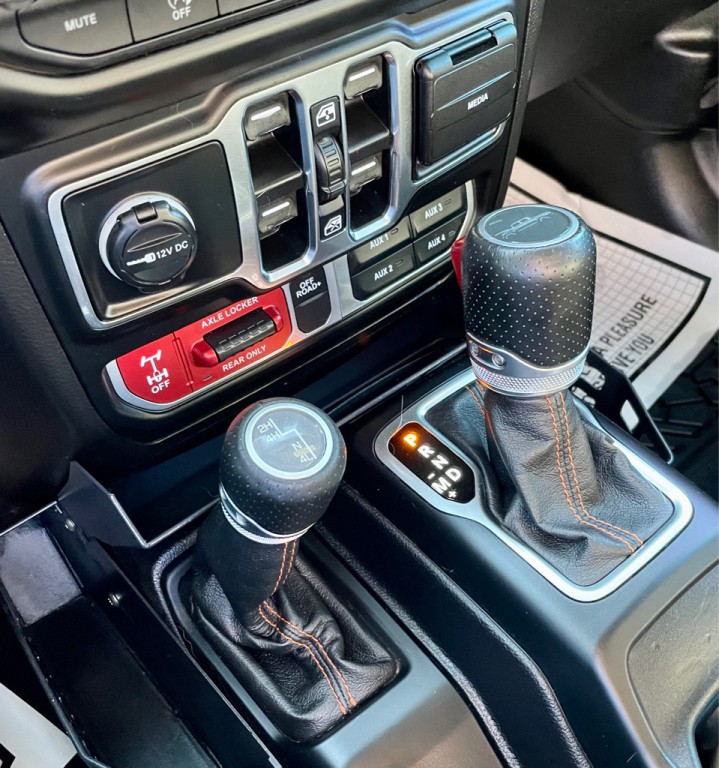 2020 Jeep Gladiator Image 11