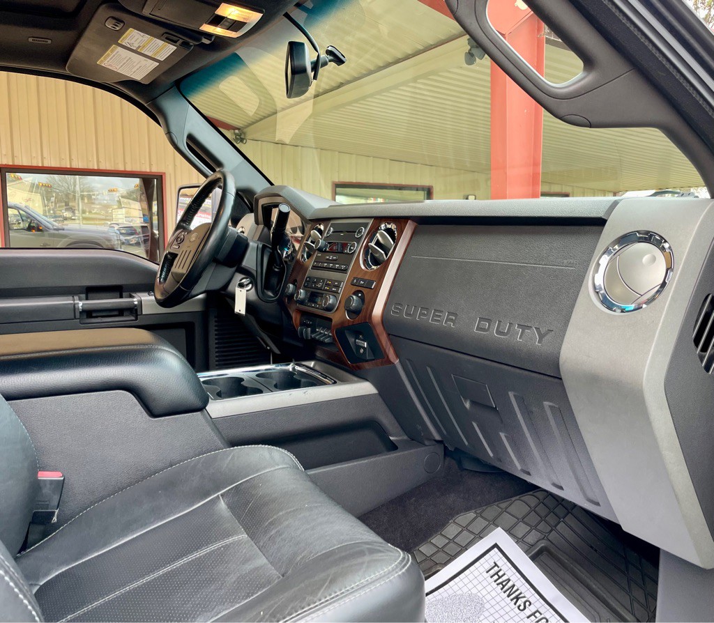2011 Ford F-350 Image 9