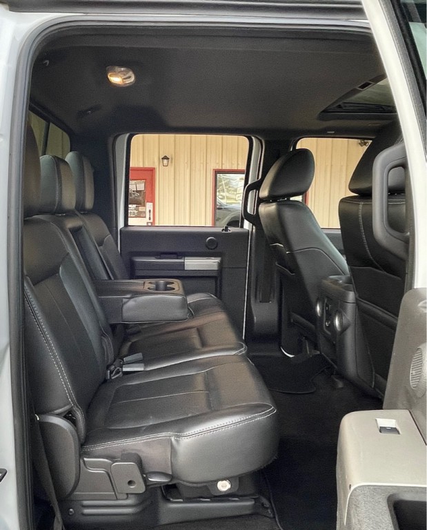 2011 Ford F-350 Image 11