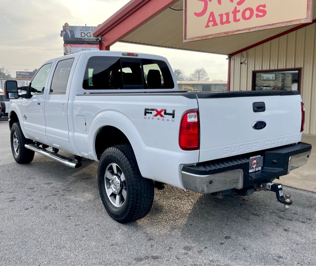 2011 Ford F-350 Image 12