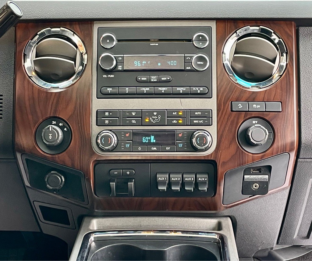 2011 Ford F-350 Image 17