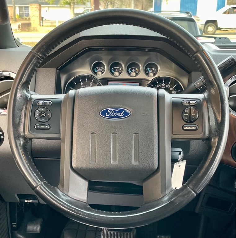 2011 Ford F-350 Image 18