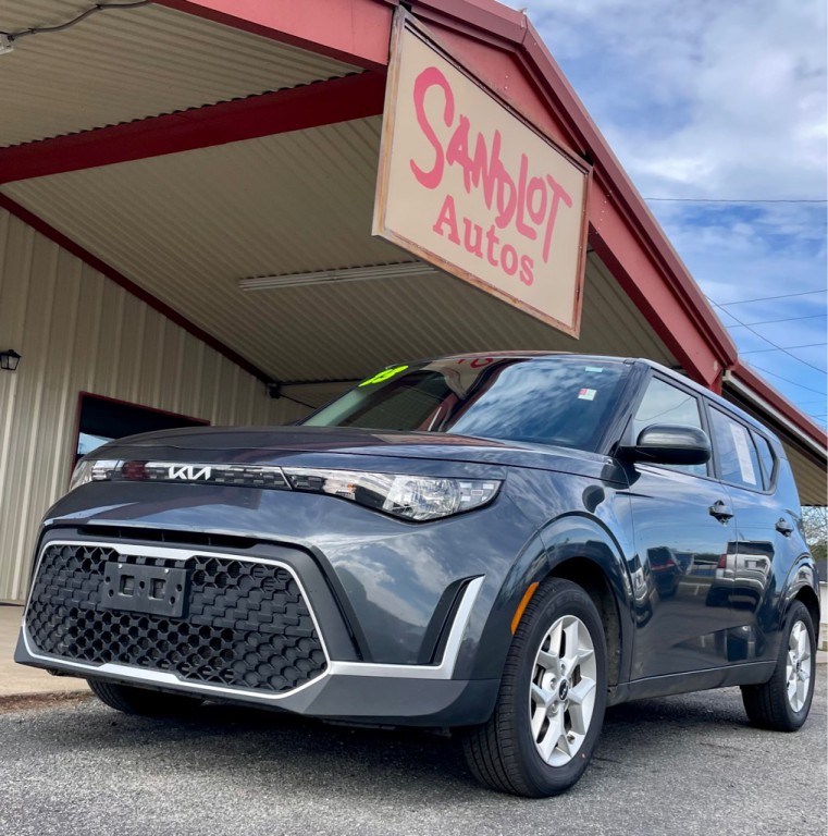 2023 Kia Soul Image 1