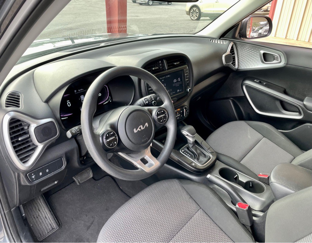 2023 Kia Soul Image 9
