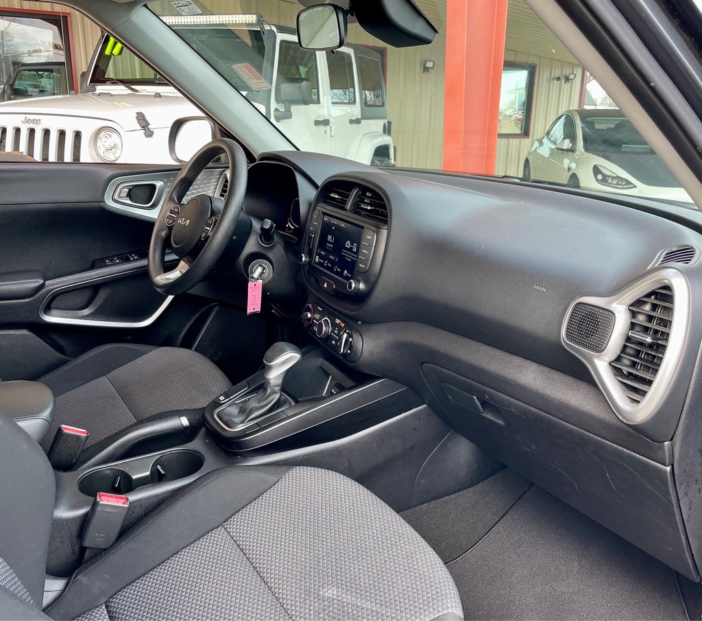 2023 Kia Soul Image 20