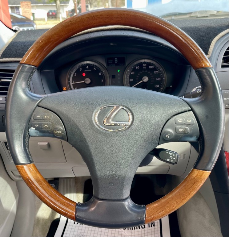 2009 Lexus ES Image 12