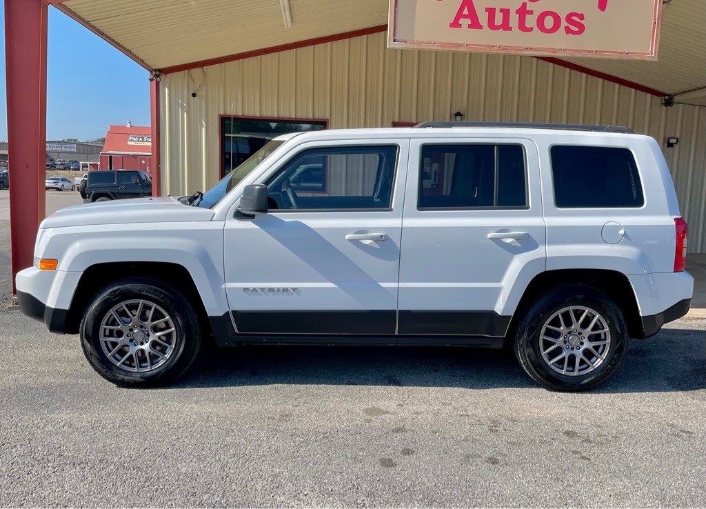 2016 Jeep Patriot Image 2