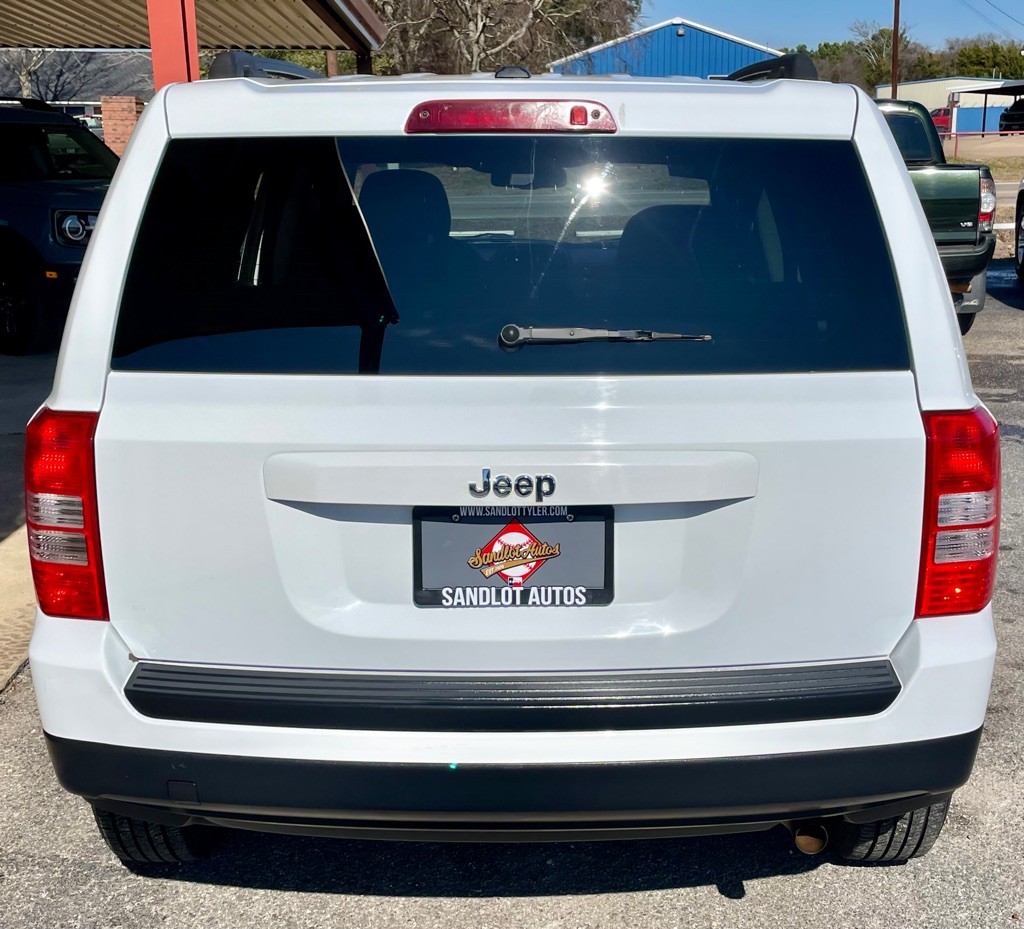 2016 Jeep Patriot Image 6