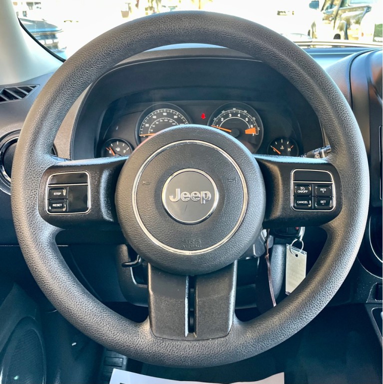 2016 Jeep Patriot Image 13