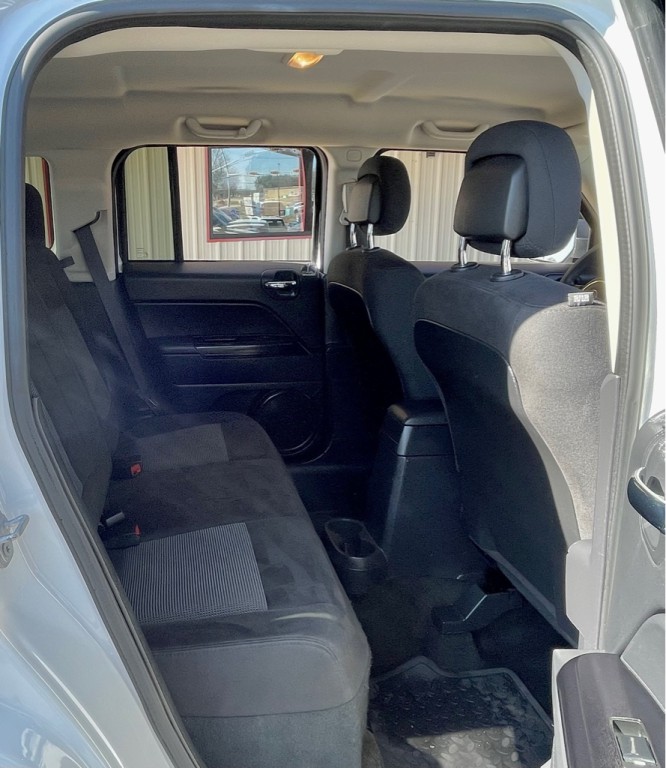 2016 Jeep Patriot Image 21