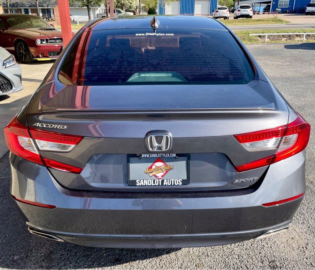 2018 Honda Accord Image 6