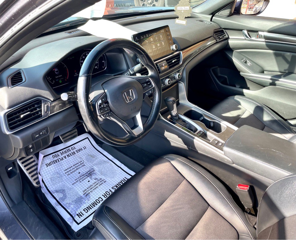 2018 Honda Accord Image 9