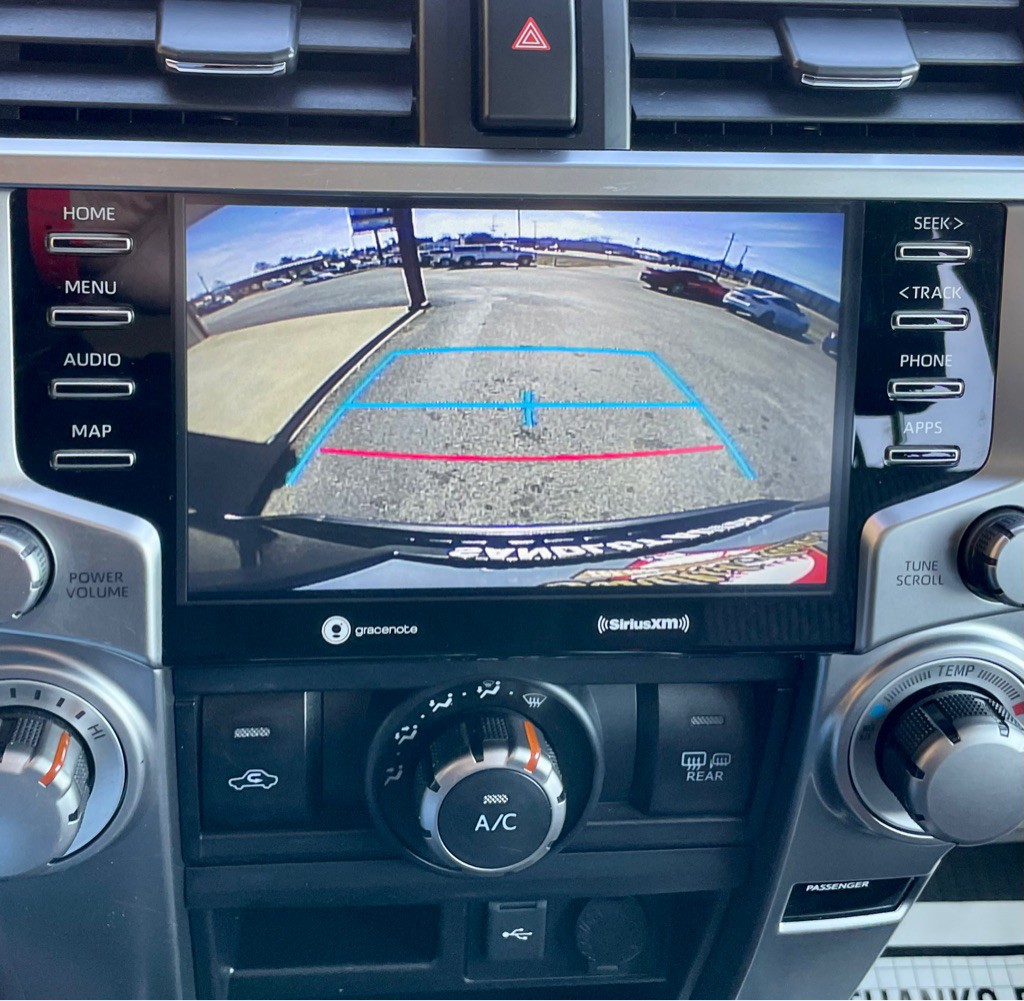 2021 Toyota 4Runner Image 17