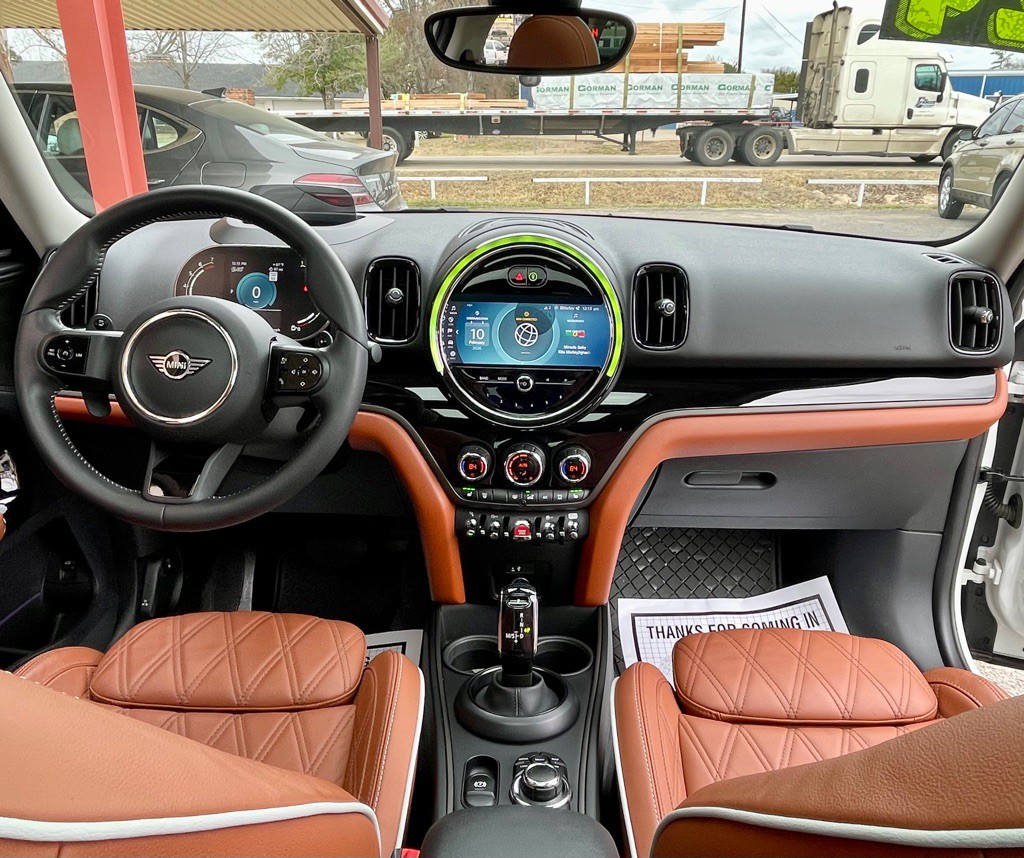 2024 MINI Cooper Image 8