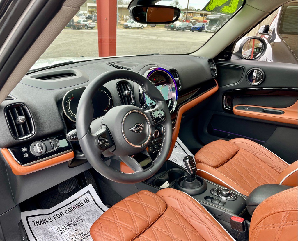 2024 MINI Cooper Image 9