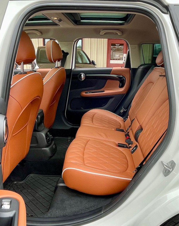 2024 MINI Cooper Image 11