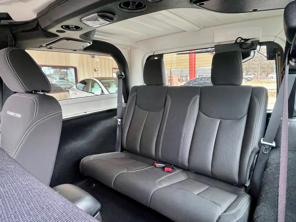 2016 Jeep Wrangler Image 11