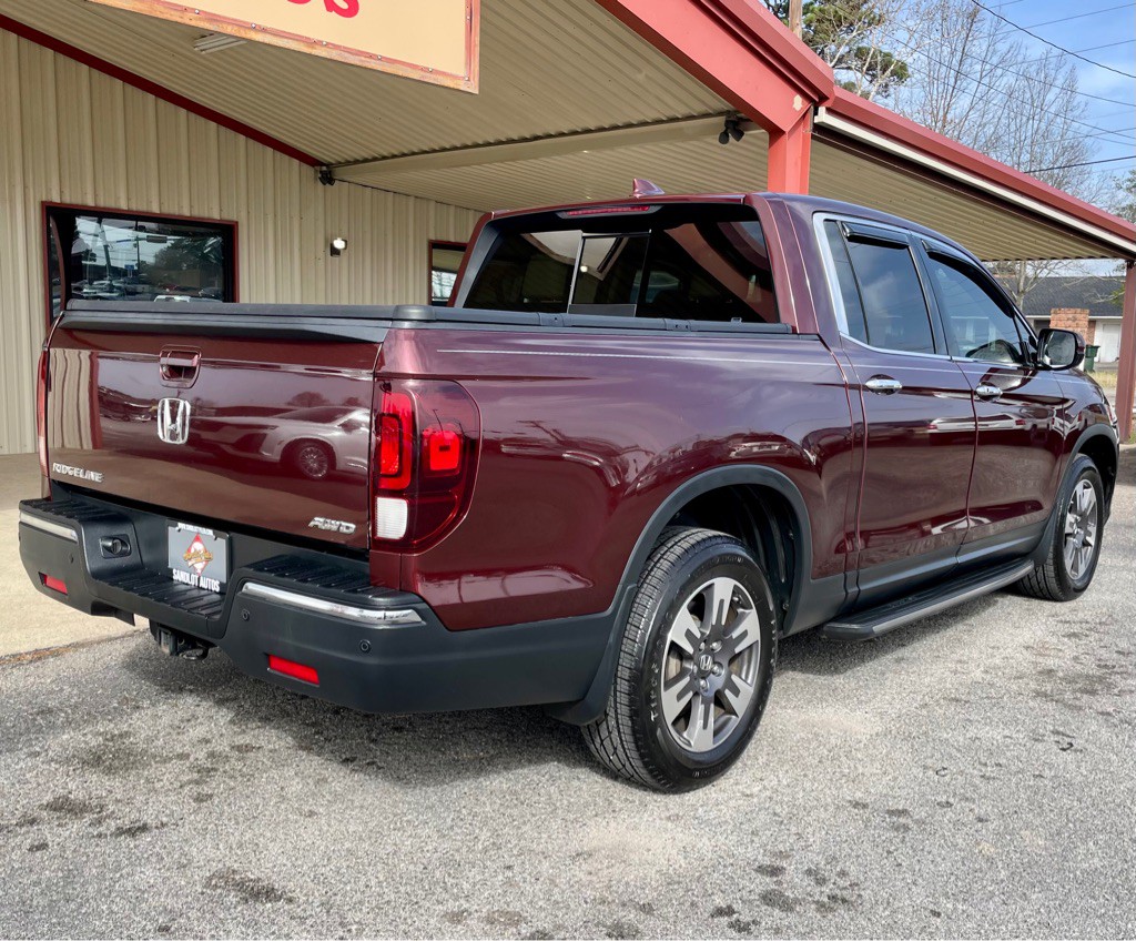 2017 Honda Ridgeline Image 20