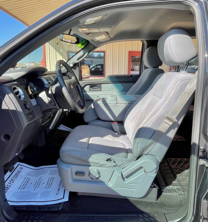 2013 Ford F-150 Image 9