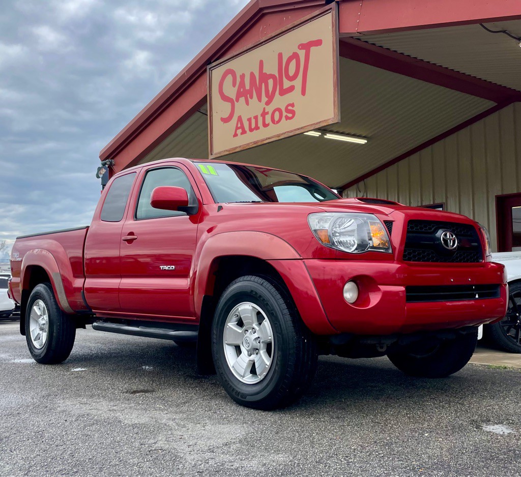 2011 Toyota Tacoma Image 3