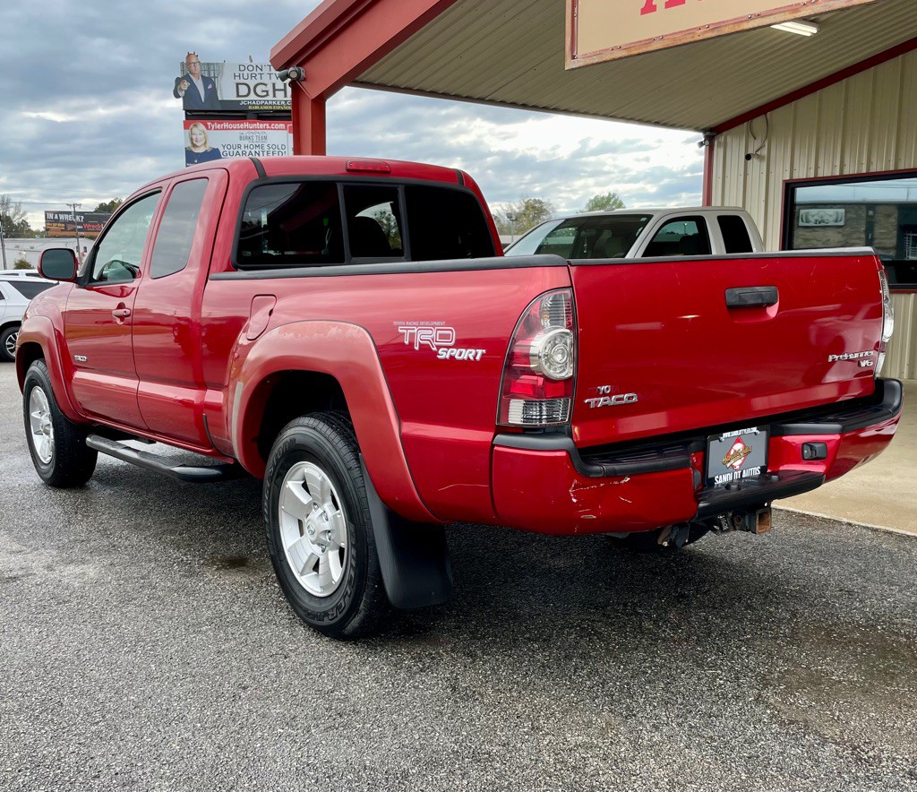 2011 Toyota Tacoma Image 19