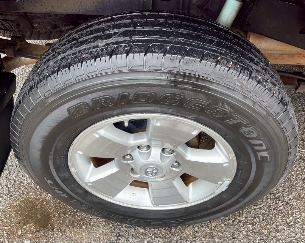 2011 Toyota Tacoma Image 25