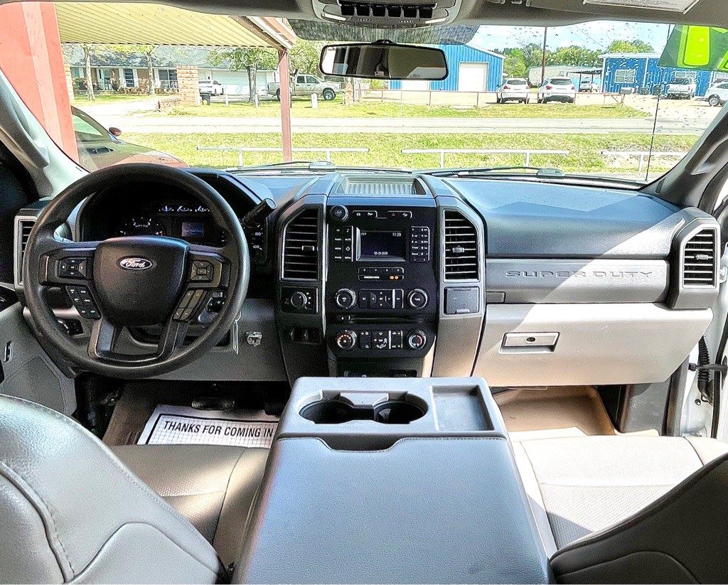 2017 Ford F-250 Image 8