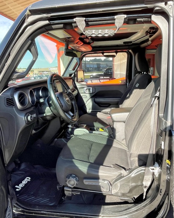 2021 Jeep Wrangler Image 10