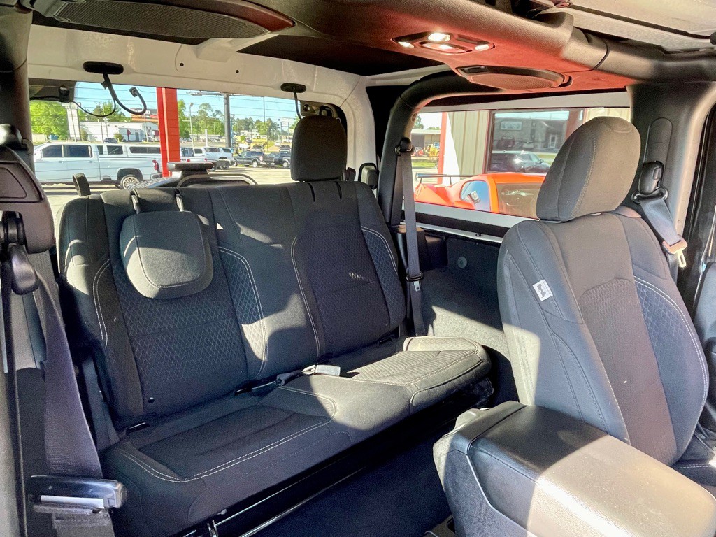 2021 Jeep Wrangler Image 23