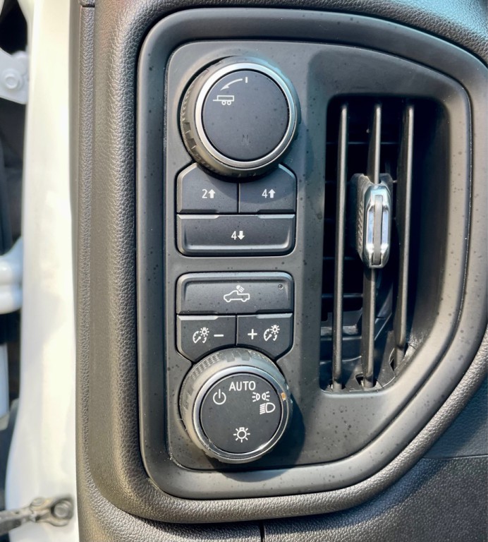 2022 Chevrolet Silverado 1500 Image 14