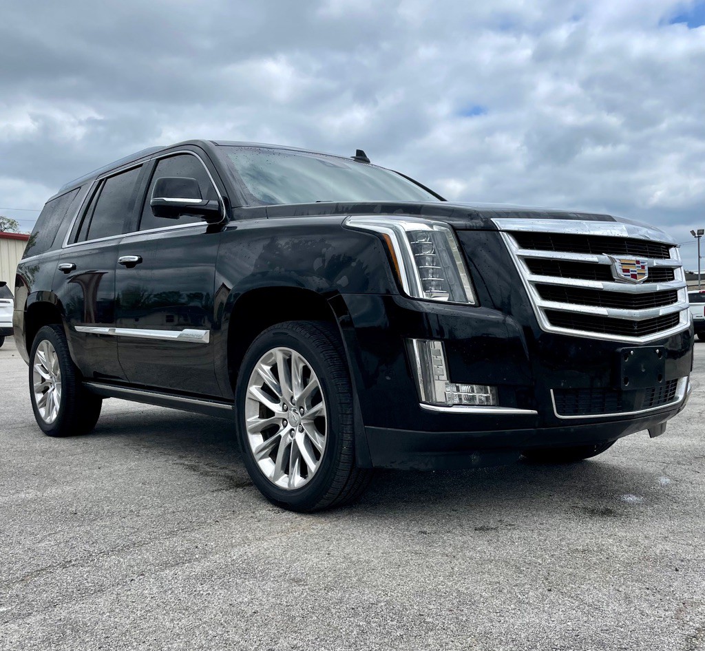 2017 Cadillac Escalade Image 3
