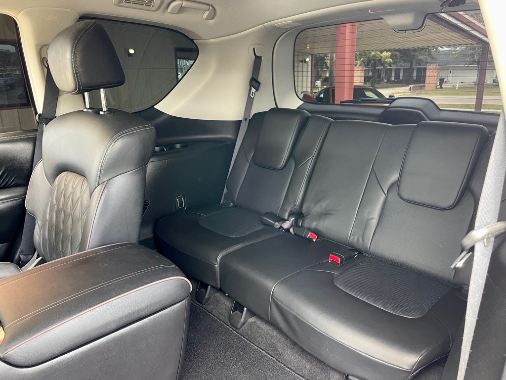2021 Nissan Armada Image 12