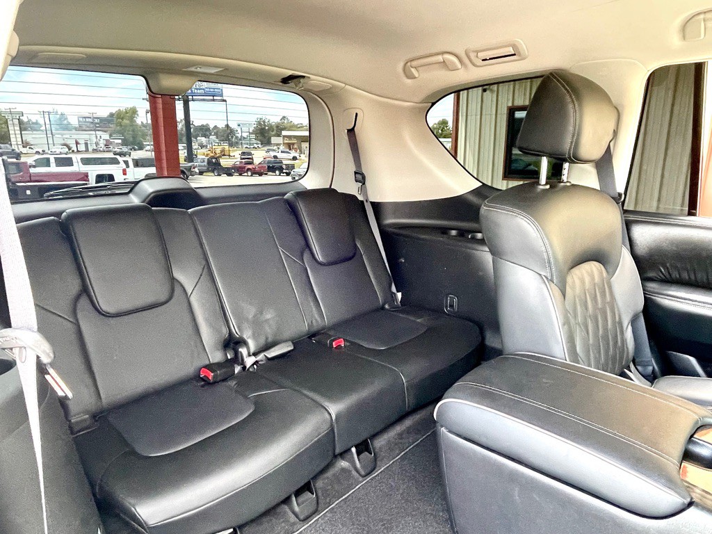 2021 Nissan Armada Image 25
