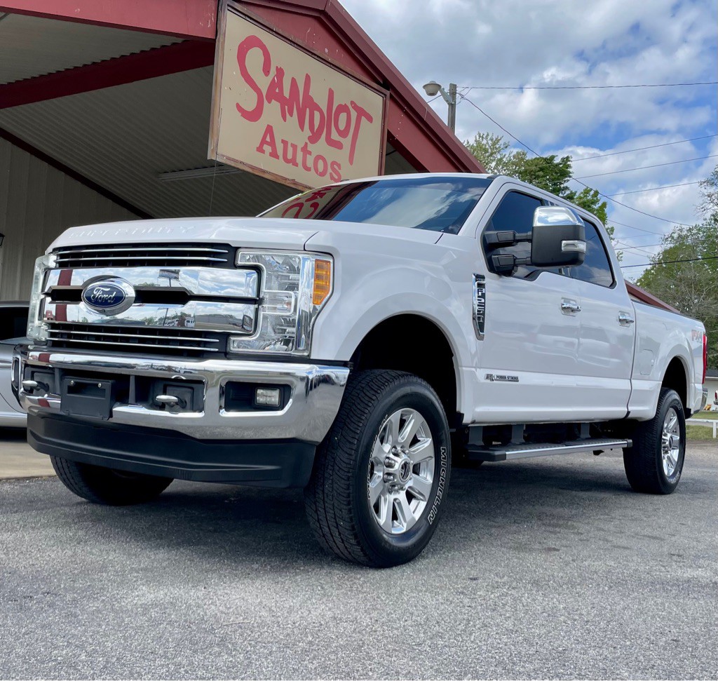 2017 Ford F-250 Image 1