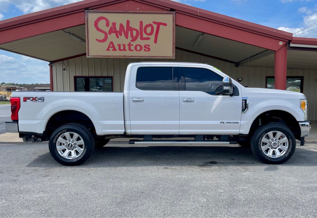 2017 Ford F-250 Image 4