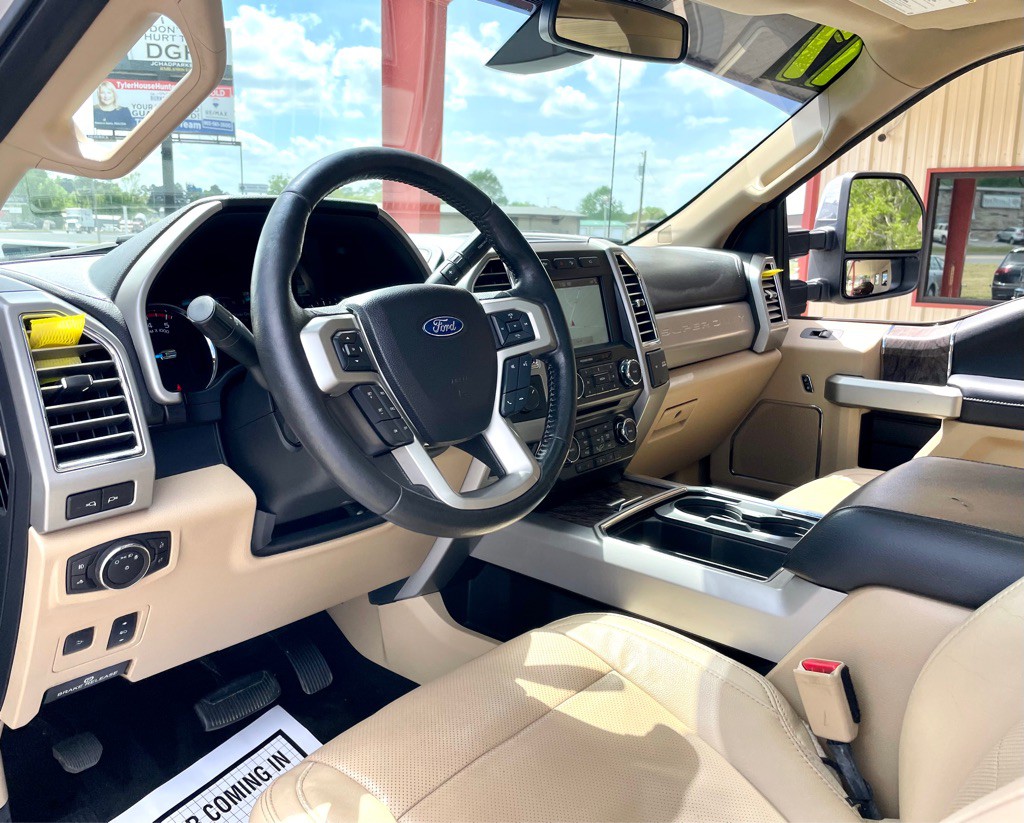 2017 Ford F-250 Image 9