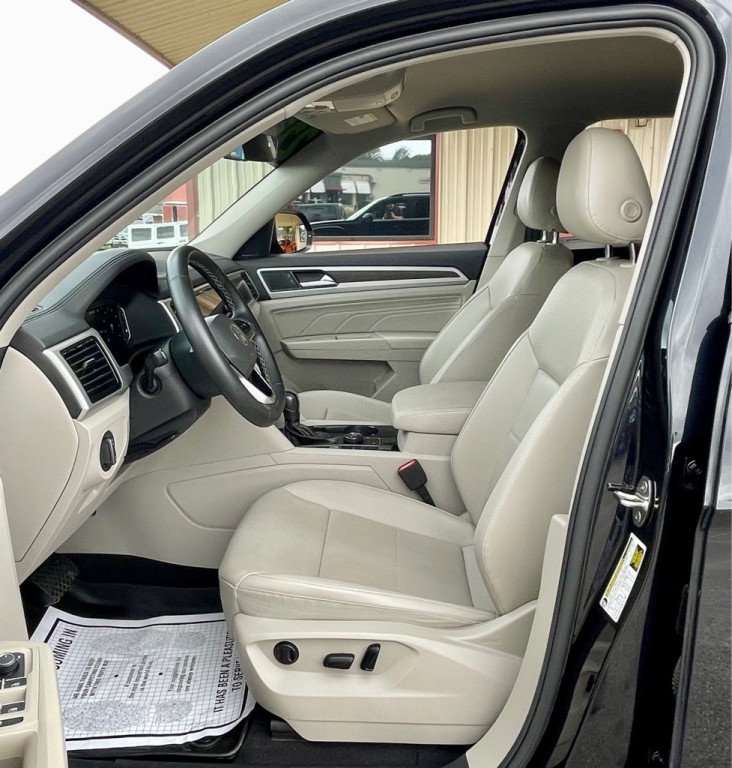 2022 Volkswagen Atlas Image 10