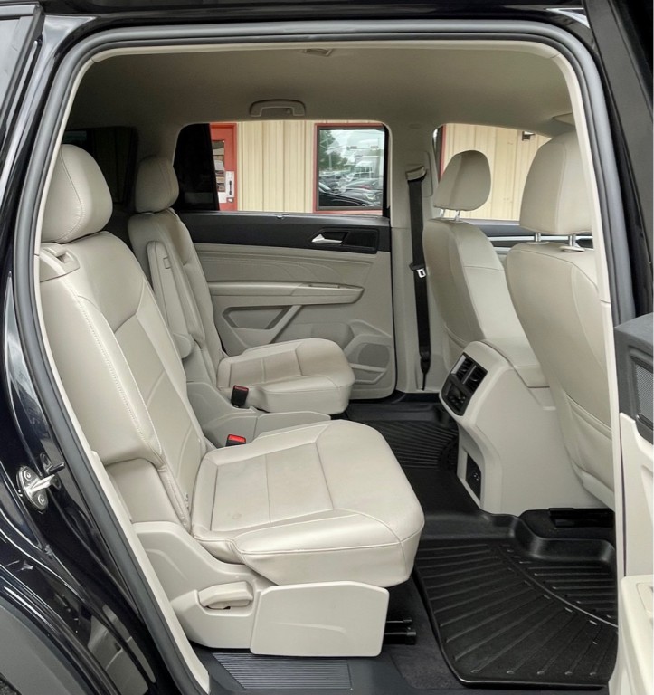 2022 Volkswagen Atlas Image 23