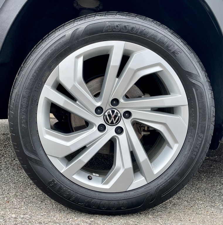 2022 Volkswagen Atlas Image 25
