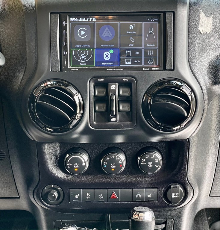 2016 Jeep Wrangler Unlimited Image 12