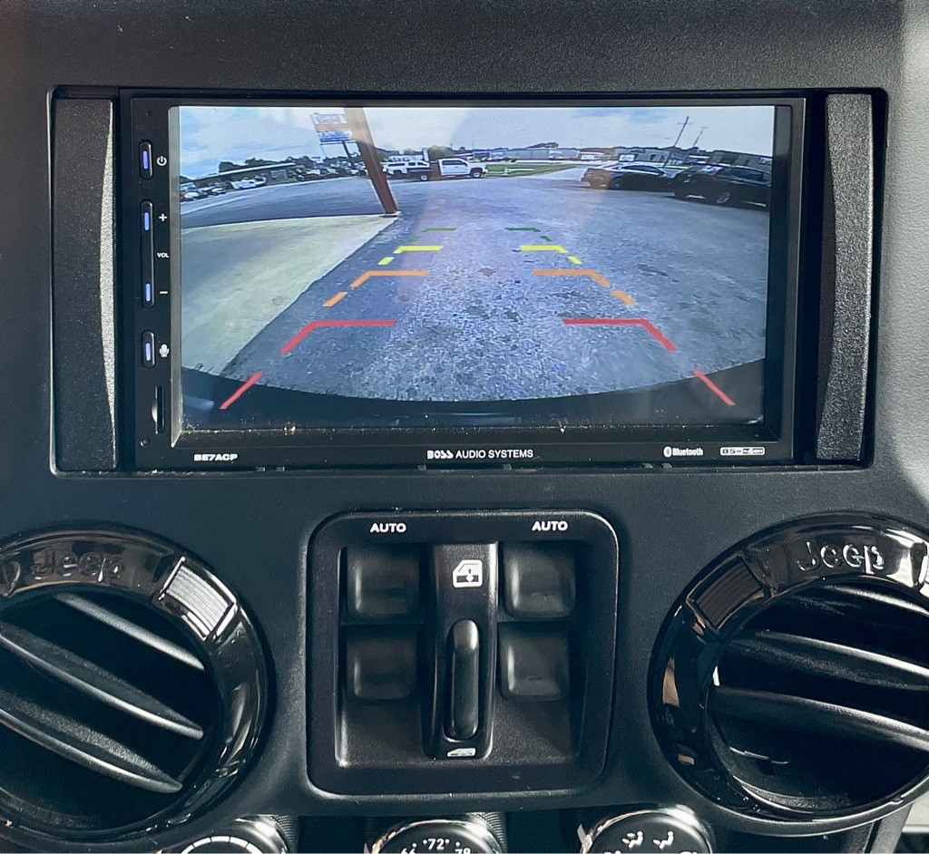 2016 Jeep Wrangler Unlimited Image 17